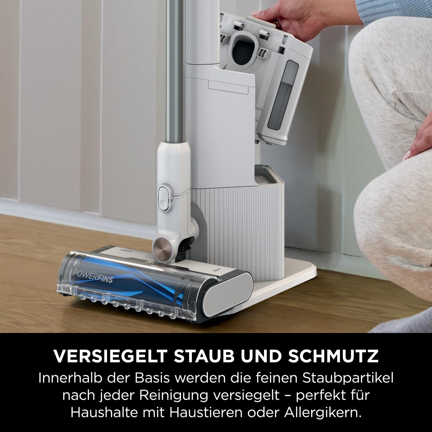 Shark Detect Clean Akku-Staubsauger, 60 Min Laufzeit, starke Saugkraft, DirtDetect, 2L Selbstentleerung, Anti-Hair-Wrap, Fugenaufsatz, Weiß.